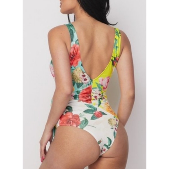 🆕🌿FLORAL BODYSUIT🌿 - Picture 2 of 13